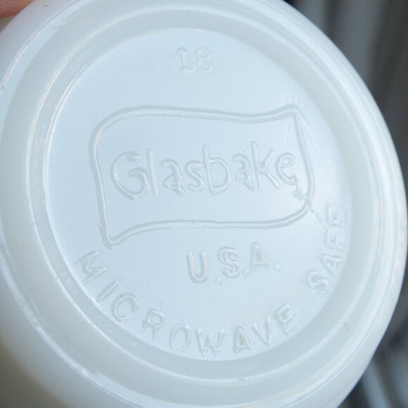 Glasbake PEI and Marineland Bubbles Mug - Picture 7 of 8